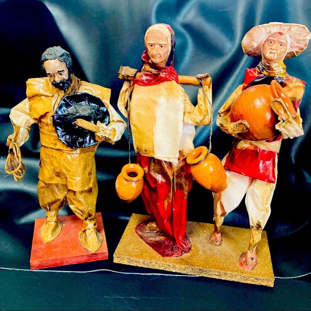 Vintage Handcrafted Mexican Paper Mache Figures 80's